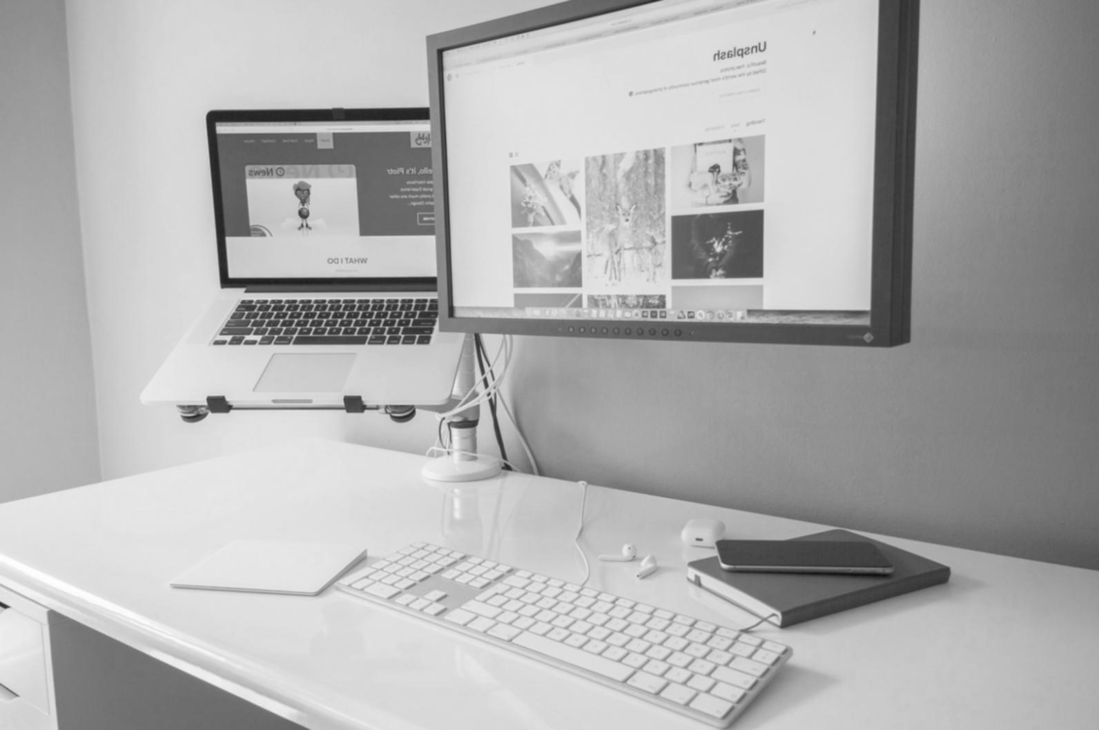 Sessione di brainstorming per organizzare ricordi e storie personali